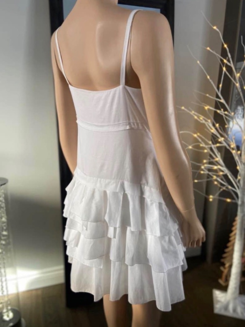 NWT: Calvin Klein White Lightweight 100% Cotton Tiered Ruffled Summer Dress 6 - Picture 4 of 12